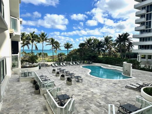 Residential complexes in Surfside, Miami-Dade