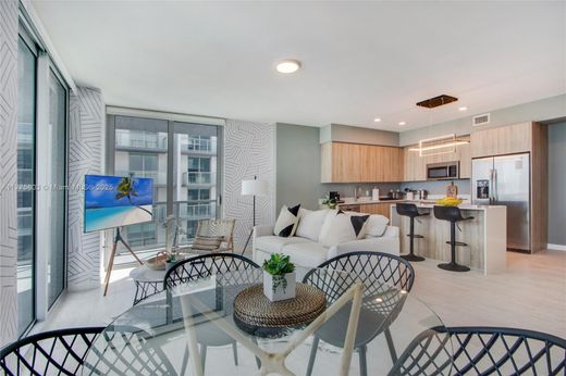 Komplex apartman Miami, Miami-Dade County