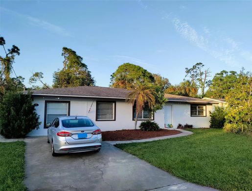 Villa - North Fort Myers, Lee County