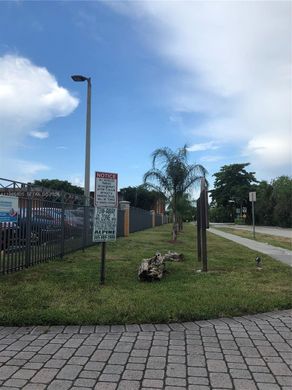 Complesso residenziale a Miami, Miami-Dade County