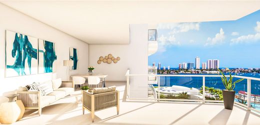 Residential complexes in Lake Park, Palm Beach