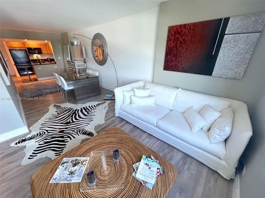 콘도미니엄 / Miami Beach, Miami-Dade County