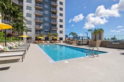 Komplex apartman Miami, Miami-Dade County