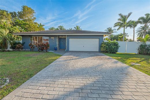 Villa - Plantation, Broward County