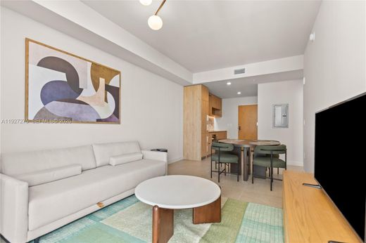 Residential complexes in Miami, Miami-Dade