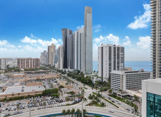 Residential complexes in Sunny Isles Beach, Miami-Dade