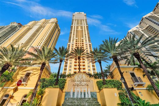 Residential complexes in Sunny Isles Beach, Miami-Dade