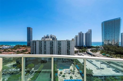 Wohnkomplexe in Sunny Isles Beach, Miami-Dade County