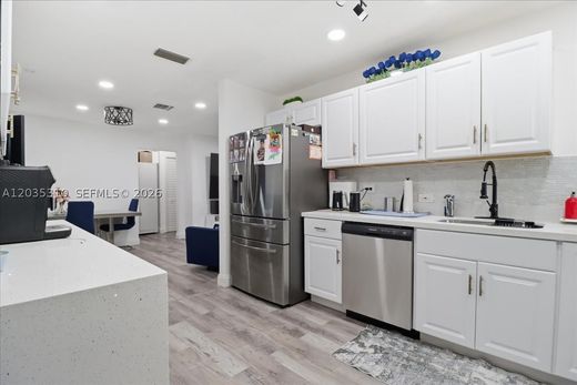 Villa Hollywood, Broward County