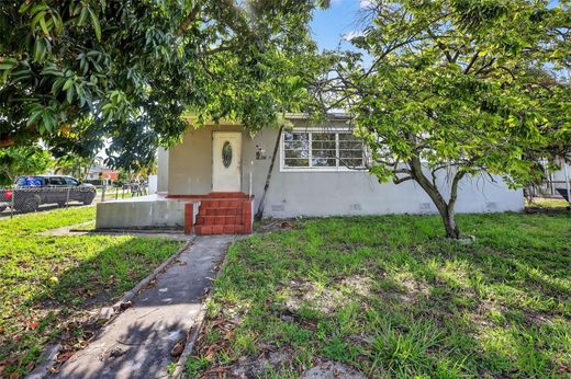 Villa in Hialeah, Miami-Dade