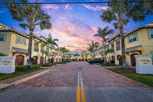 Townhouse in Tequesta, Palm Beach