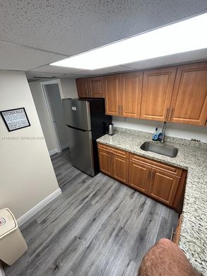 Жилой комплекс, Sunny Isles Beach, Miami-Dade County