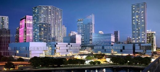 Complesso residenziale a Miami, Miami-Dade County
