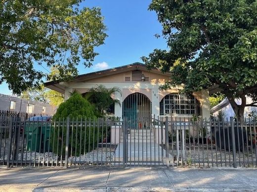 Villa in Miami, Miami-Dade