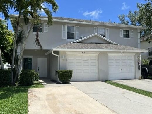 Townhouse in Aventura, Miami-Dade