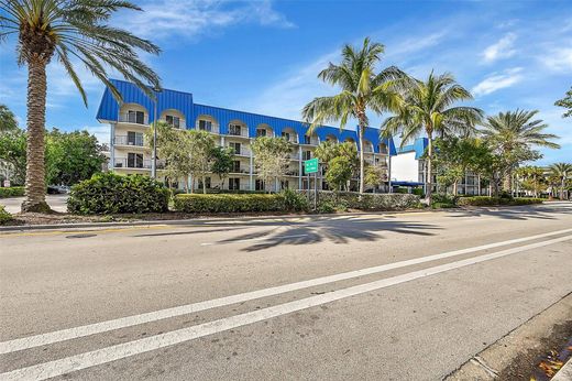 Residential complexes in Fort Lauderdale, Broward County