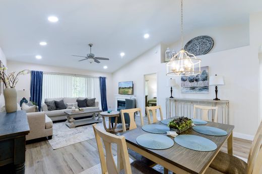 Townhouse in Palm Beach Gardens, Palm Beach