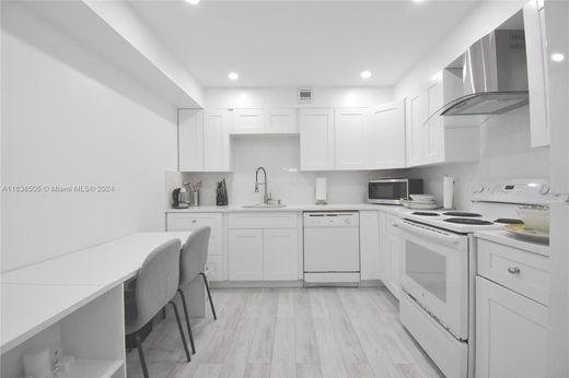 Komplex apartman North Miami, Miami-Dade County