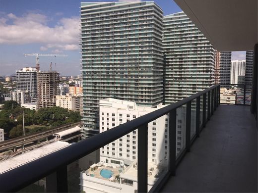 Komplex apartman Miami, Miami-Dade County