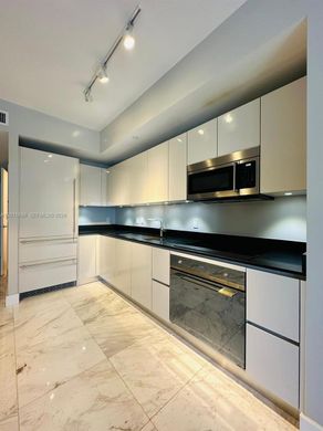 Residential complexes in Miami, Miami-Dade