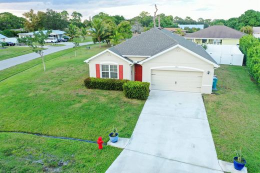 Villa in Port Saint Lucie, Saint Lucie County