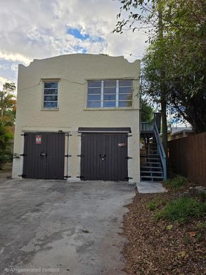 Residential complexes in West Palm Beach, Palm Beach