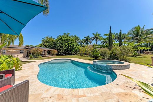 Villa - Miami, Miami-Dade County