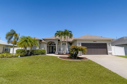 Villa in Port Saint Lucie, Saint Lucie County