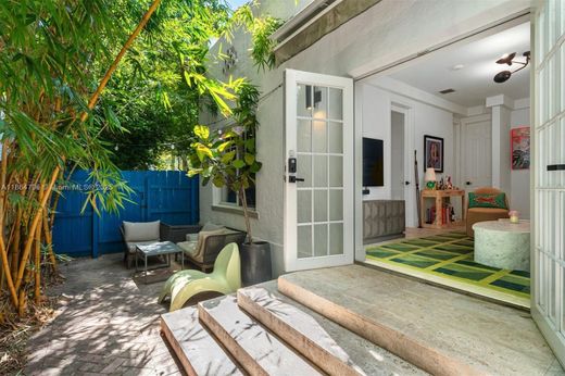 Жилой комплекс, Майами-Бич, Miami-Dade County