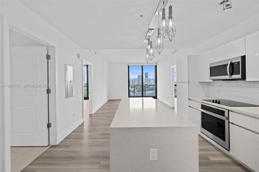 Edificio en Hallandale Beach, Broward County