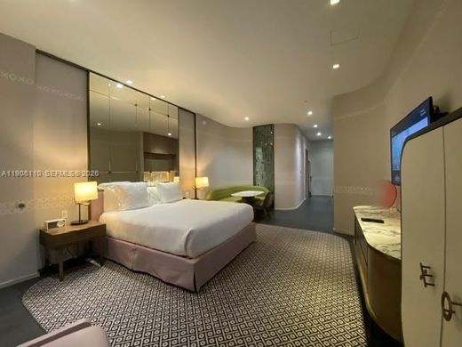 Residential complexes in Miami, Miami-Dade