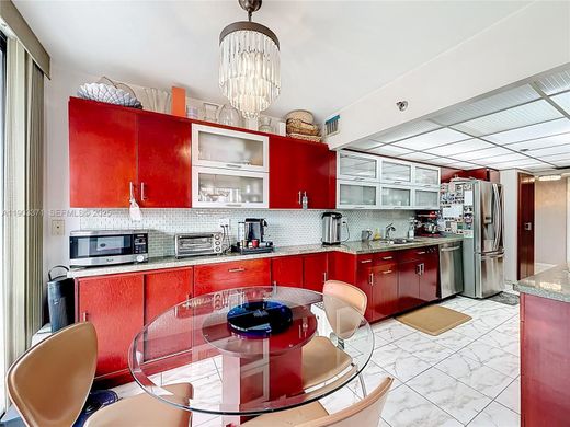 Complexos residenciais - Sunny Isles Beach, Miami-Dade County