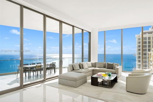 Residential complexes in Sunny Isles Beach, Miami-Dade