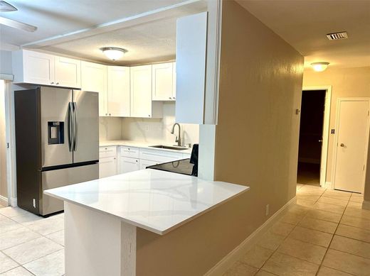 Villa - North Lauderdale, Broward County