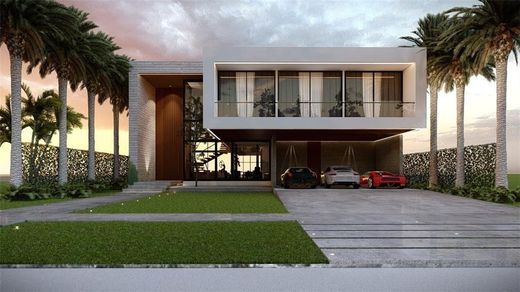 North Miami: Villas and Luxury Homes for sale - Prestigious Properties in  North Miami 