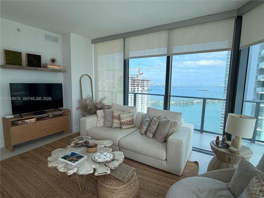Kamienica w Miami, Miami-Dade County