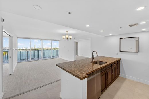 Жилой комплекс, North Bay Village, Miami-Dade County