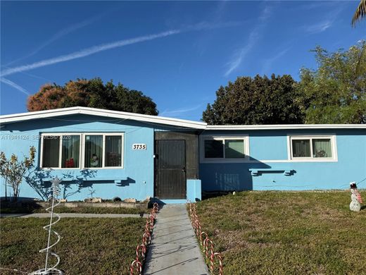 Villa in Miami Gardens, Miami-Dade County