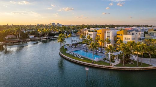 Dom miejski w Miami Beach, Miami-Dade County