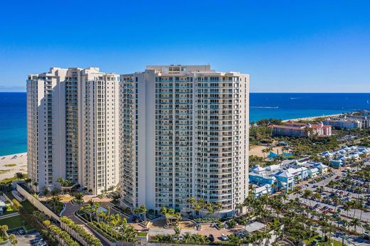 Residential complexes in Riviera Beach, Palm Beach