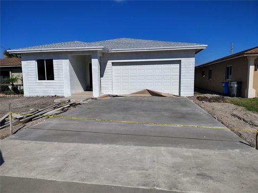 Villa - West Park, Broward County