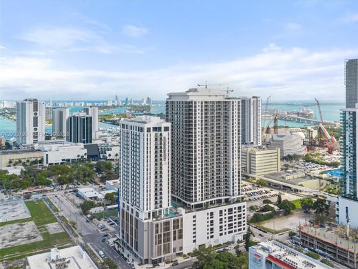 Residential complexes in Miami, Miami-Dade