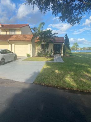 Dom miejski w Hialeah, Miami-Dade County