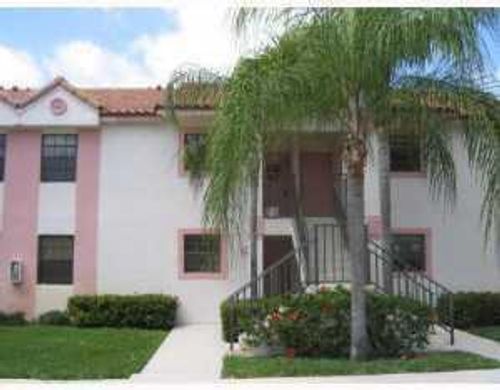 Residential complexes in Boca Raton, Palm Beach