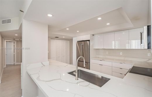 Complexes résidentiels à Miami, Comté de Miami-Dade