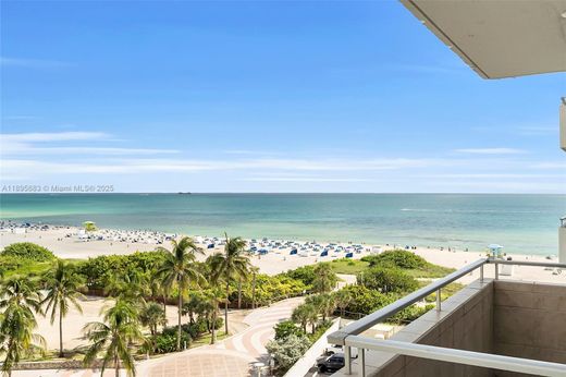 Complesso residenziale a Miami Beach, Miami-Dade County