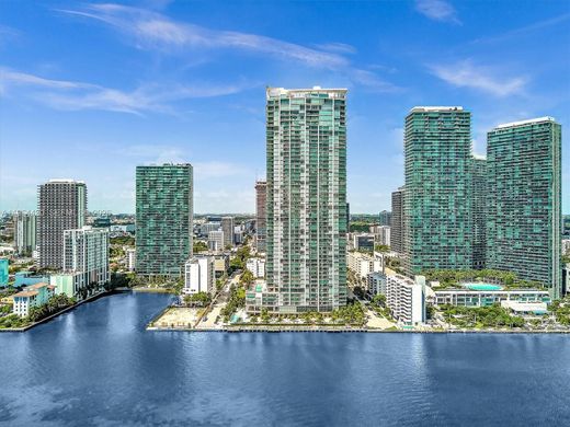 Komplex apartman Miami, Miami-Dade County