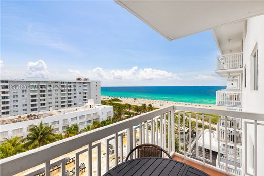 Residential complexes in Miami Beach, Miami-Dade