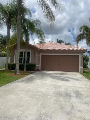 Villa in Miramar, Broward County