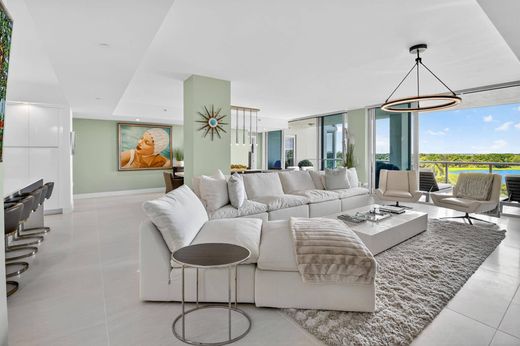 Boca Raton, Palm Beach Countyのアパートメント・コンプレックス